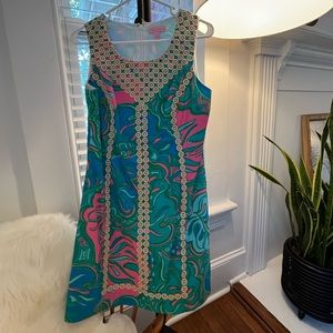 Lilly Pulitzer shift dress size 6